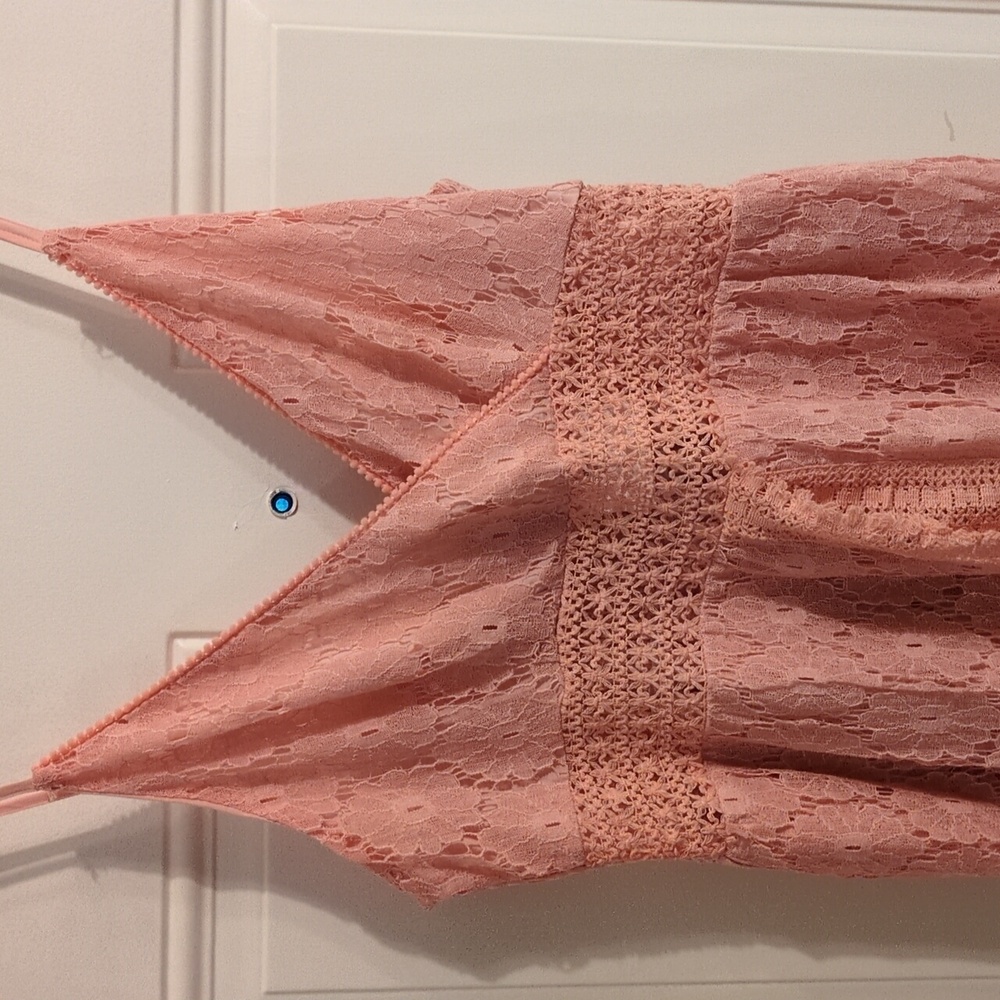 Live Life on the Beach with our Peach Cupshe Midi Dress - Perfect for the sun - Picture 4 of 12